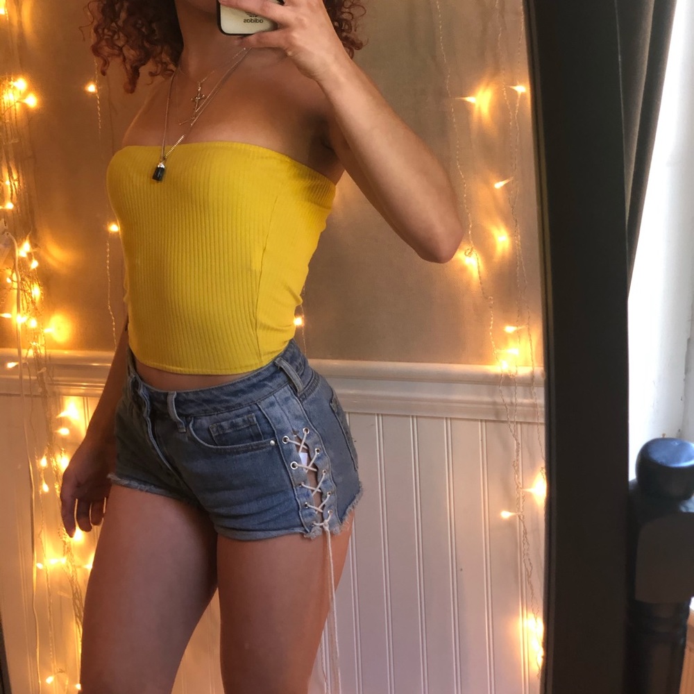 Yellow strapless crop top